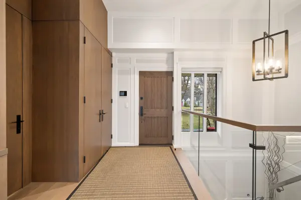 140 Sandringham DR, Toronto C07, ON M3H 1E3