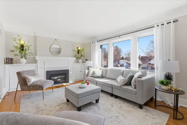 748 Mary ST N, Oshawa, ON L1G 5G3