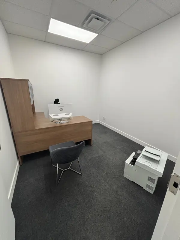 4000 Steeles AVE W #44F, Vaughan, ON L4L 4V9