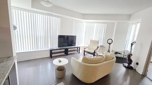 75 Norman Bethune AVE #208, Richmond Hill, ON L4B 0B6