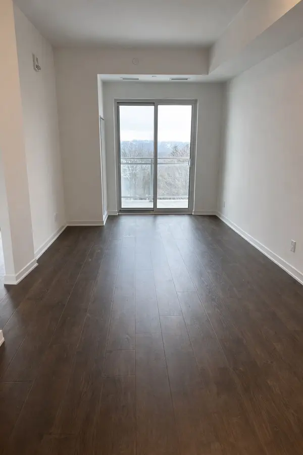 56 Lakeside TER #704, Barrie, ON L4M 7B9