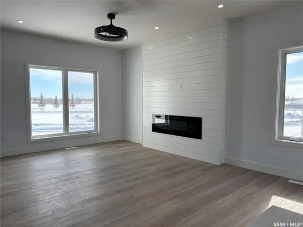 720 Weir CRESCENT, Warman, SK S0K 4S4