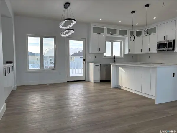 720 Weir CRESCENT, Warman, SK S0K 4S4