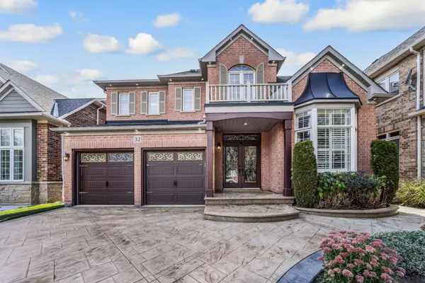 32 Xavier CT, Brampton, ON L6Y 5S1