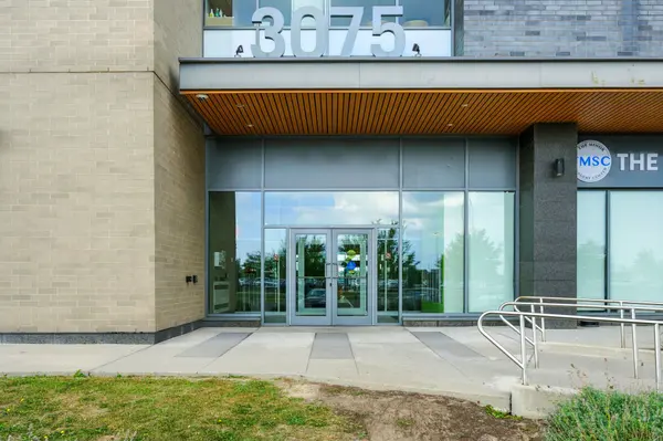 3075 Hospital Gate #419 B, Oakville, ON L6M 1M1