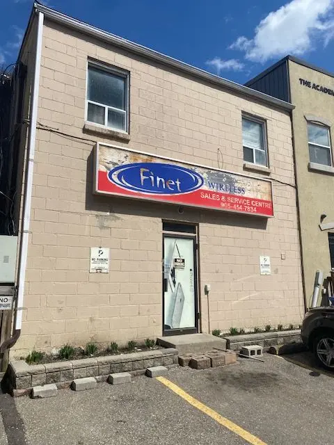 45 Main ST N, Brampton, ON L6X 1M8