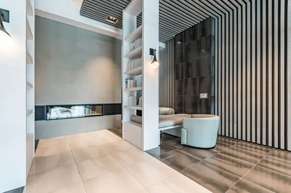 2481 Taunton RD #1008, Oakville, ON L6H 3R7