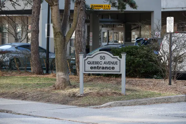 50 Quebec AVE #2401, Toronto W02, ON M6P 4B4