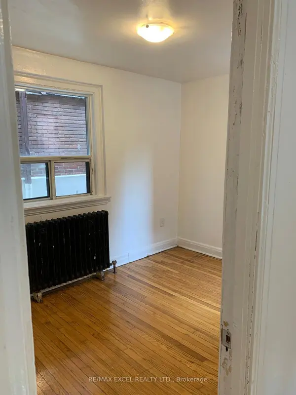 1A Elm Grove AVE #24, Toronto W01, ON M6K 2H9