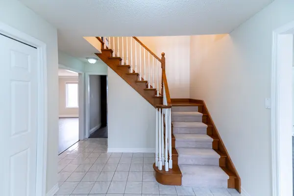 134 Moraine CT, London North, ON N6G 4Z1