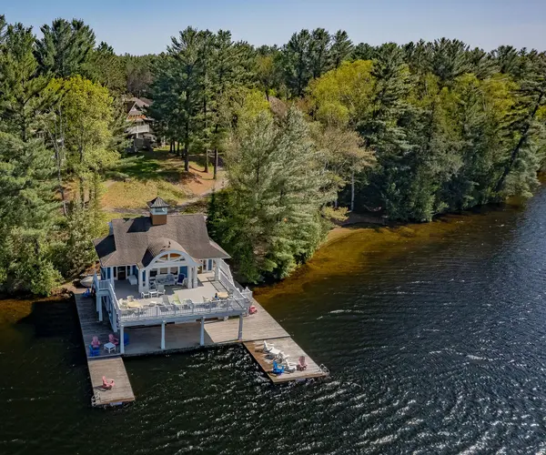 1020 Birch Glen RD #Villa 1 Week 9, Lake Of Bays, ON P0B 1A0