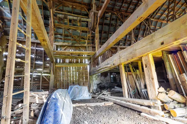 2432 Seburn RD, Thorold, ON L0S 1E6