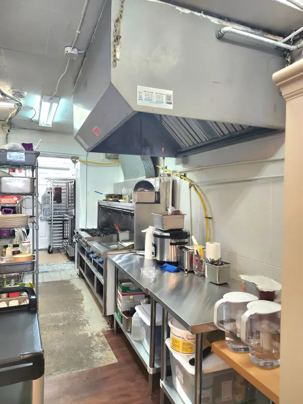 163 Main ST NW, Lucan Biddulph, ON N0M 2J0