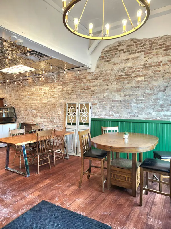 163 Main ST NW, Lucan Biddulph, ON N0M 2J0