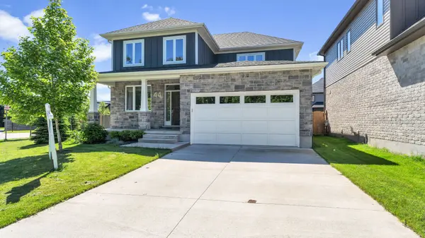 41 Earlscourt TER #44, Middlesex Centre, ON N0L 1R0