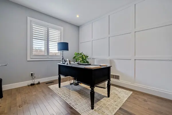 41 Earlscourt TER #44, Middlesex Centre, ON N0L 1R0