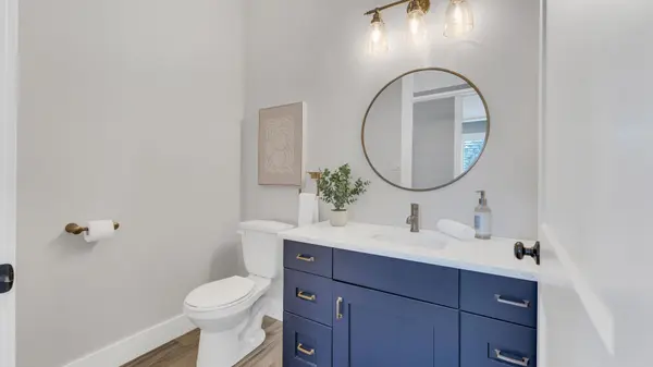 41 Earlscourt TER #44, Middlesex Centre, ON N0L 1R0