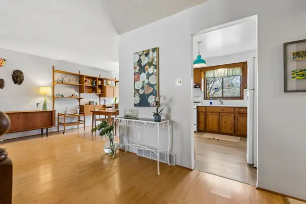 12 Shadybrook CRES, Guelph, ON N1G 3G5