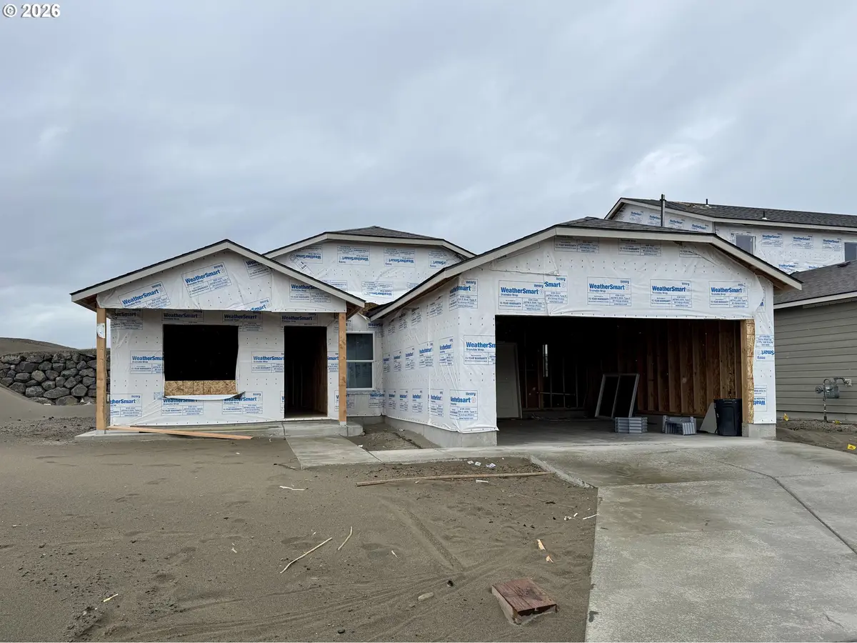 847 NE Laurel Springs DR, Hermiston, OR 97838