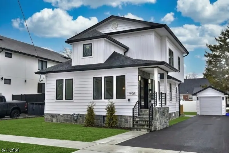 9-03 5Th St, Fair Lawn Boro, NJ 07410