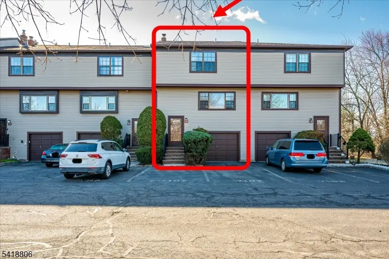 7107 Hana Rd, Edison Twp., NJ 08817