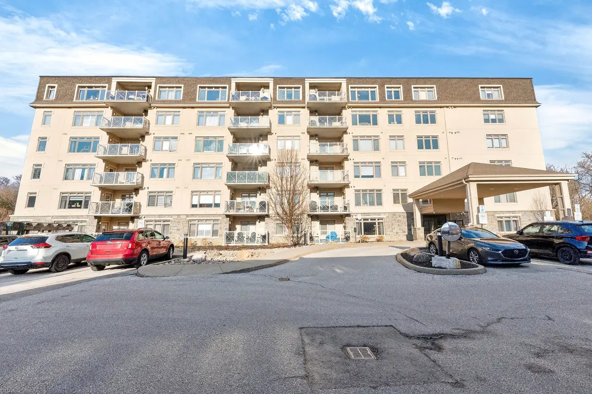 149 Church ST #209, King, ON L0G 1T0