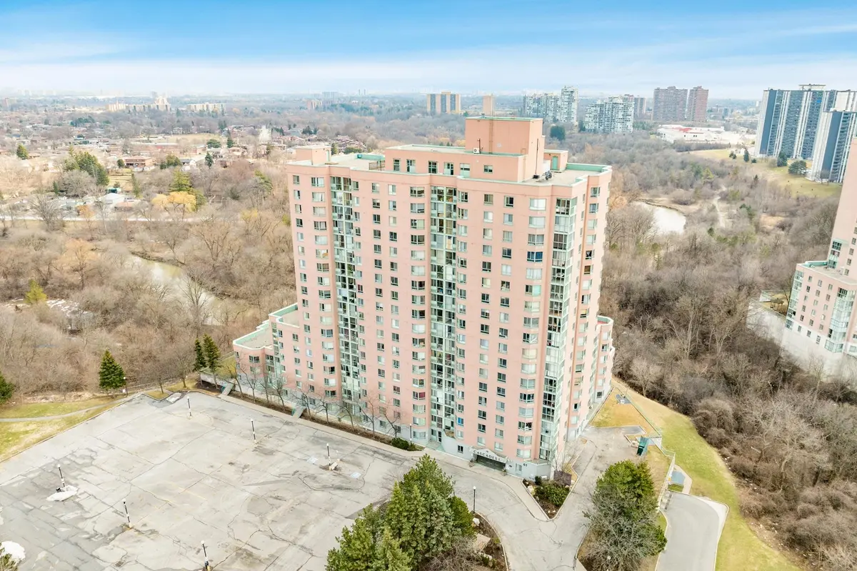61 Markbrook LN #507, Toronto W10, ON M9V 5E7