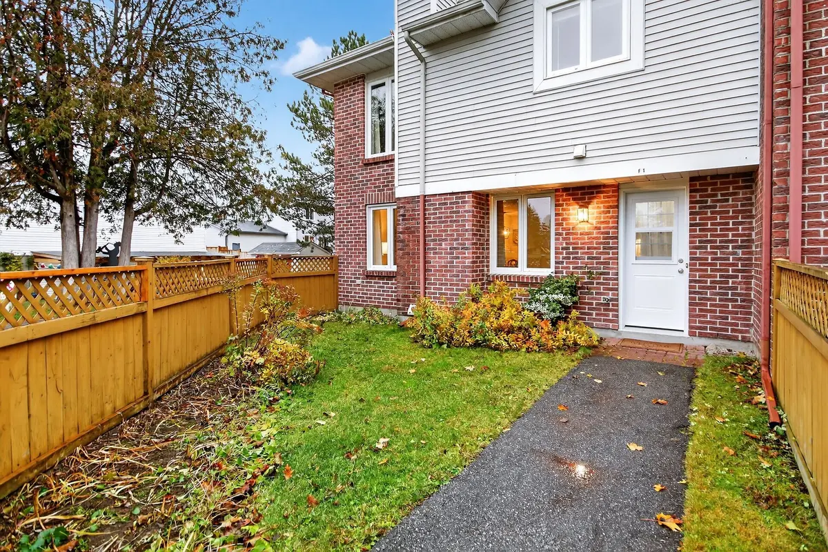 95 Findlay AVE #F1, Carleton Place, ON K7C 4G5