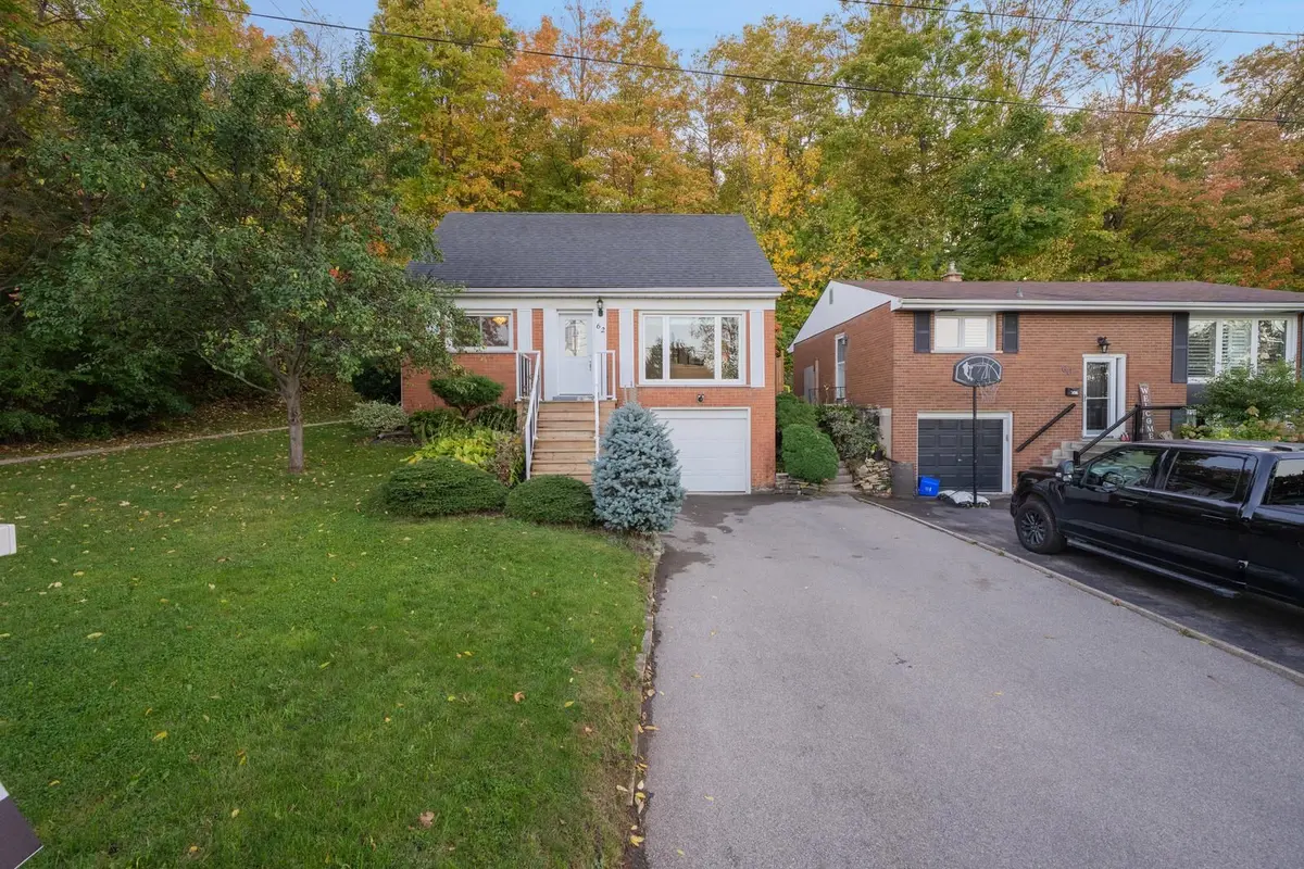 62 brentwood DR, Hamilton, ON L8T 3V8