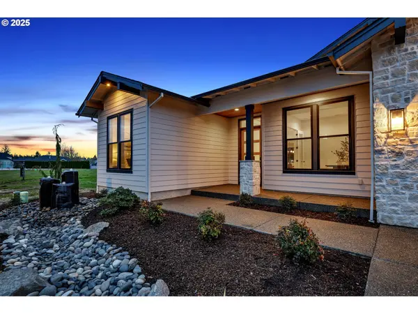 17716 NE 25th CT, Ridgefield, WA 98642