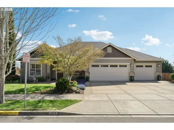 604 NW MT BACHELOR ST, Mc Minnville, OR 97128