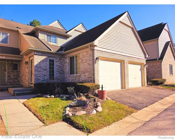 778 S Milford RD, Milford Village, MI 48381