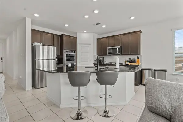 925 West Drive, Aubrey, TX 76227