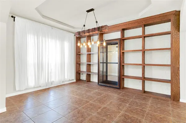 5912 LOGAN Drive, Plano, TX 75094