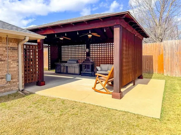 1716 Dogwood Trail, Corsicana, TX 75110