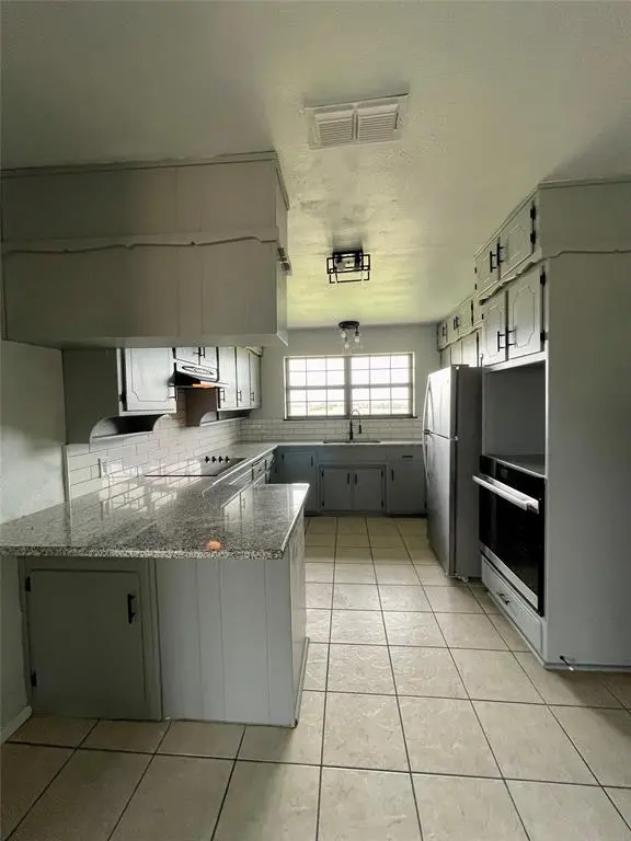 4203 Weiland Road, Weatherford, TX 76088