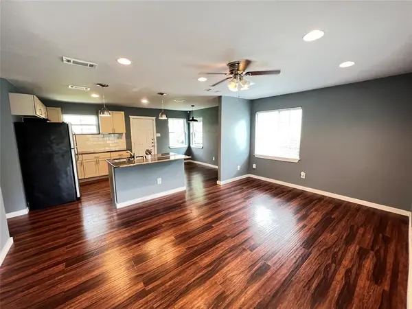 1226 Record Crossing Road, Dallas, TX 75235