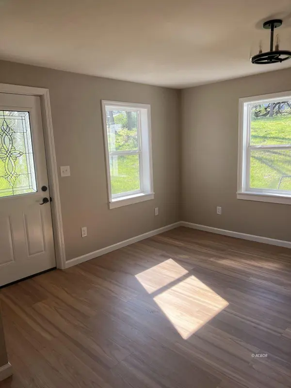 625 W A St, Wellston, OH 45692