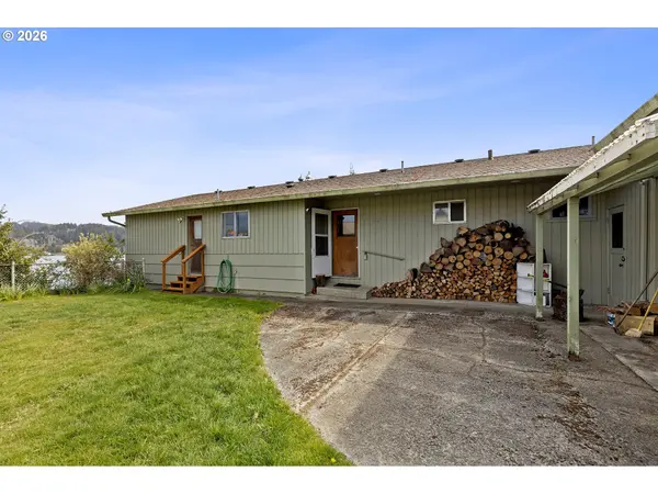 3401 NE YACHT AVE, Lincoln City, OR 97367