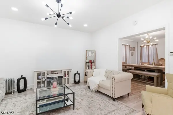 209 Taylor St, City Of Orange Twp., NJ 07050