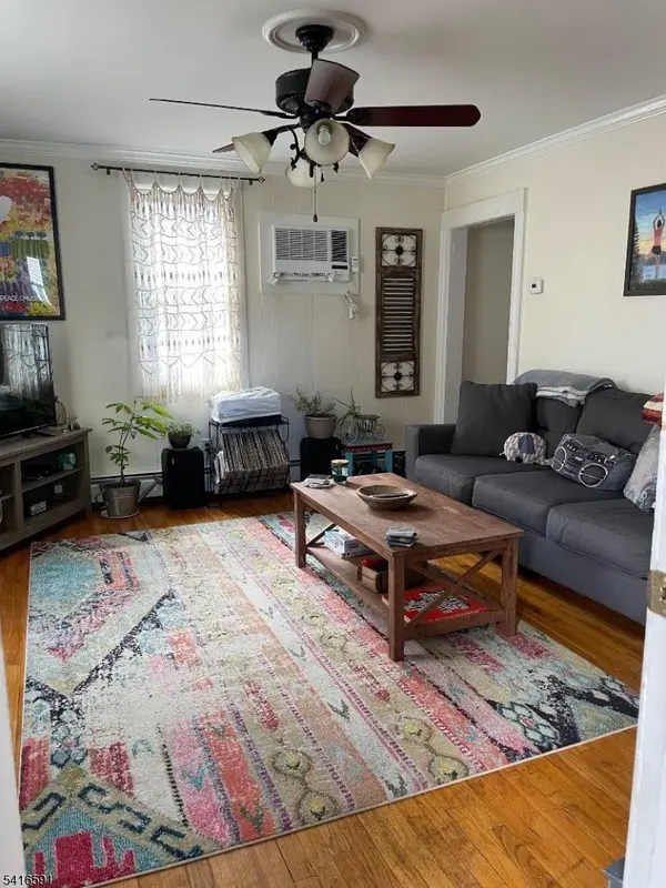 19 Cobb Pl, Morristown Town, NJ 07960