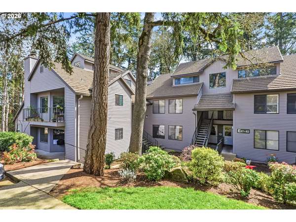 4000 CARMAN DR #71, Lake Oswego, OR 97035