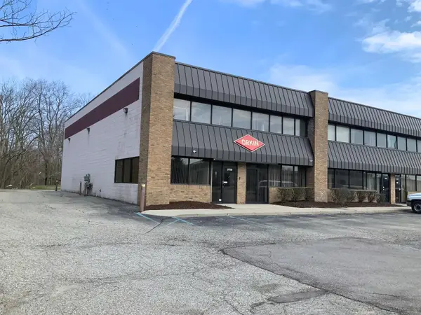 3757 Commerce Ct RD, Wayne, MI 48184