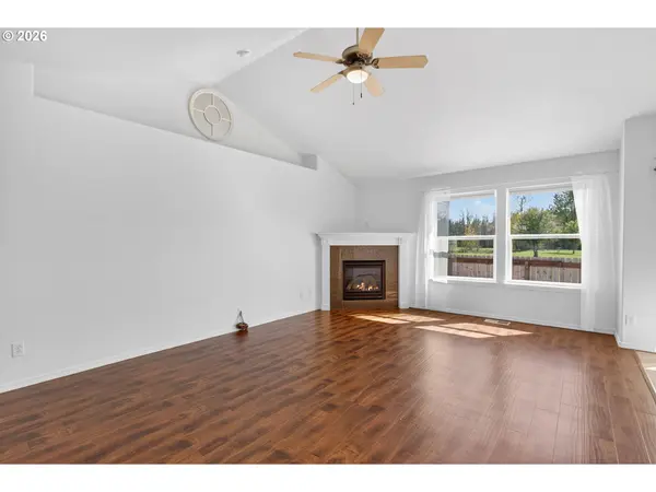 813 ALYSSA CT, Molalla, OR 97038