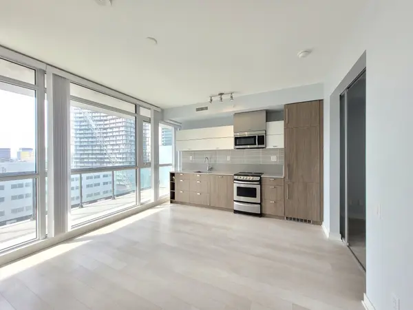 290 Adelaide ST W #1301, Toronto C01, ON M5V 1P6