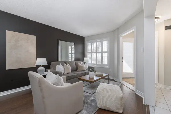 78 Fry CRES, Clarington, ON L1C 4Y3