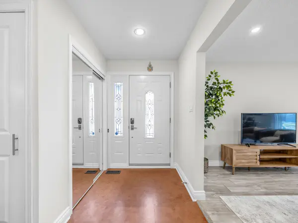 41 Eastlea CRES, Toronto E05, ON M1T 3A5