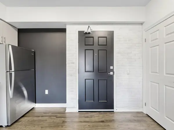 290 Liberty ST N #415, Clarington, ON L1C 0V5