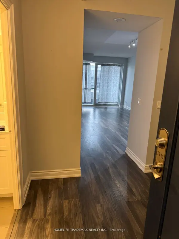 38 Cedarland DR #1111, Markham, ON L6G 0G7