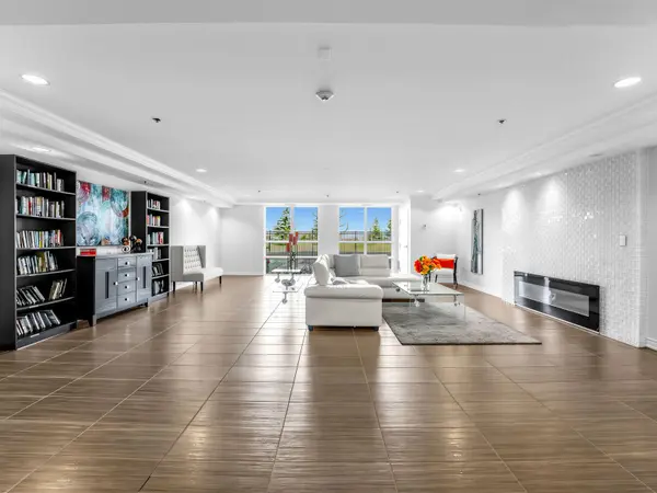 1421 Costigan RD #414, Milton, ON L9T 2N4